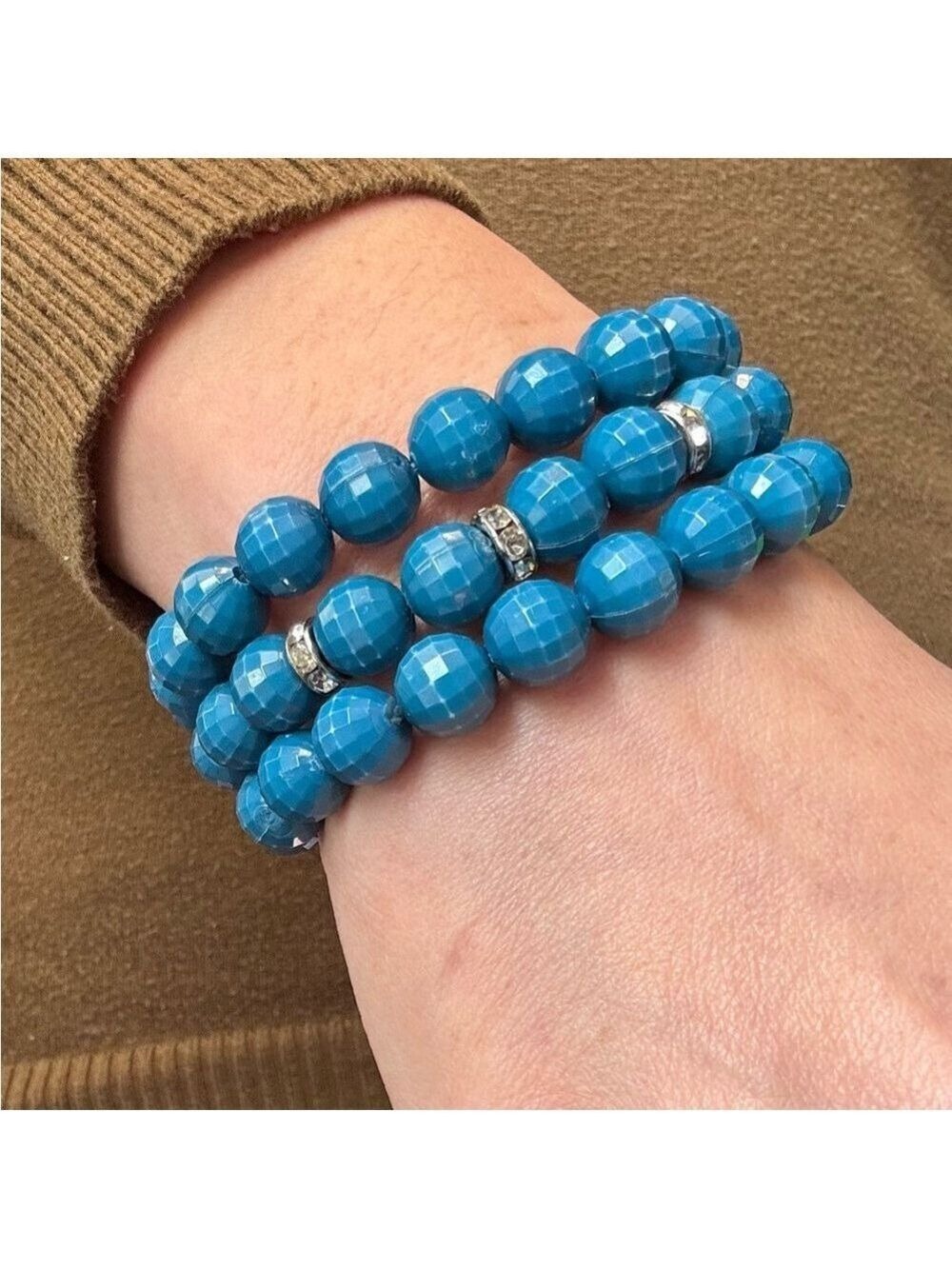0105. Elegant Blue Beaded Bracelet Set